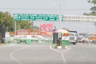 ঈদে টানা ৬ দিন বন্ধ থাকবে বাংলাবান্ধা বন্দরের আমদানি-রপ্তানি