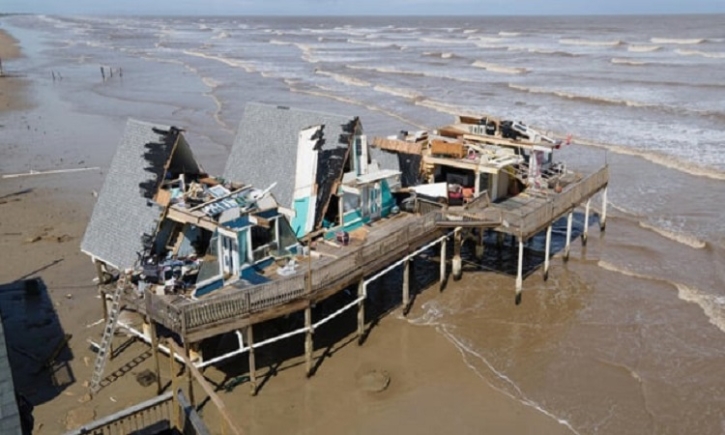 Climate change risk stirs oil market Climate change risk stirs oil market