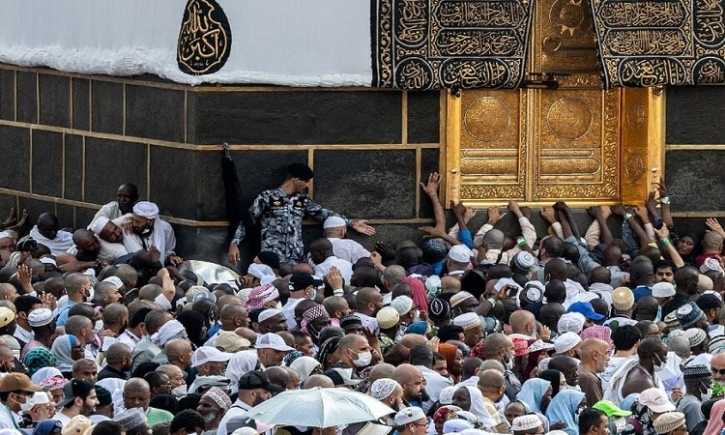 Saudi says 1,301 deaths during hajj, mostly unregistered pilgrims