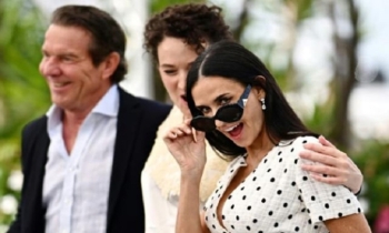 Escaped Iranian director presents latest film at Cannes