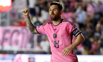 Messi double keeps Miami on top in MLS