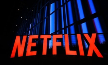 Netflix beats expectations on profit and subscribers