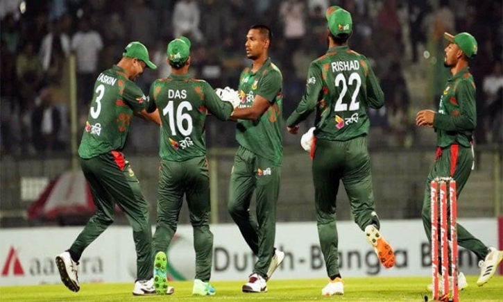 Tigers squander the chance to control Sri Lanka on day 1 Tigers squander the chance to control Sri Lanka on day 1