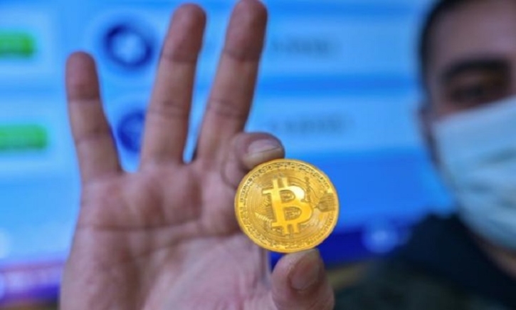 Bitcoin soars past $40,000 on optimism for US trading approval