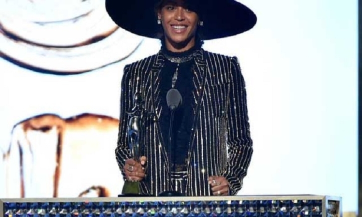 Beyonce goes cowboycore with new album heavy on Texas roots Beyonce goes cowboycore with new album heavy on Texas roots