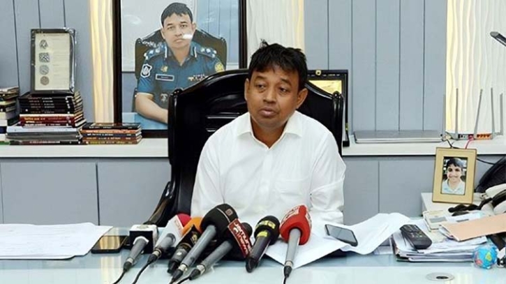 বিএনপির মানববন্ধন থেকে আসামি গ্রেপ্তারে বাধা নেই: ডিবি প্রধান বিএনপির মানববন্ধন থেকে আসামি গ্রেপ্তারে বাধা নেই: ডিবি প্রধান