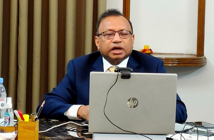 সড়ক-মহাসড়কে পশুর হাট বসানো যাবে না: স্থানীয় সরকার মন্ত্রী সড়ক-মহাসড়কে পশুর হাট বসানো যাবে না: স্থানীয় সরকার মন্ত্রী