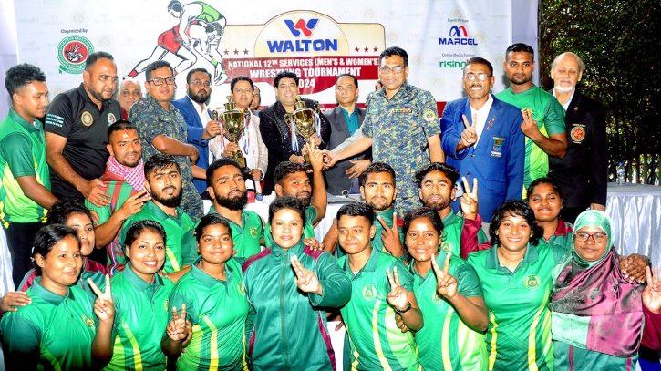 ওয়ালটন সার্ভিসেস কুস্তির উভয় বিভাগে চ্যাম্পিয়ন আনসার বাহিনী ওয়ালটন সার্ভিসেস কুস্তির উভয় বিভাগে চ্যাম্পিয়ন আনসার বাহিনী
