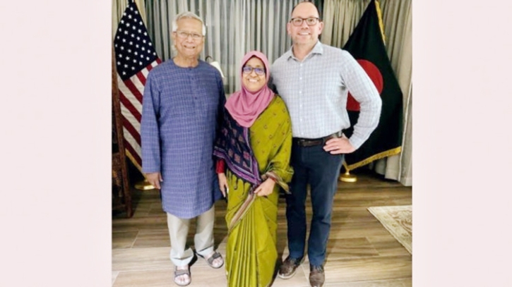 পিটার হাসের নৈশভোজে ড. ইউনূস পিটার হাসের নৈশভোজে ড. ইউনূস
